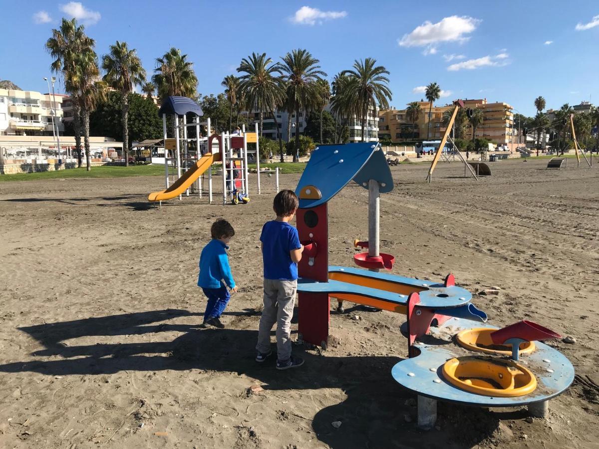 Malaga Beach House, 2 City Bikes, 2 Children'S Bikes, Wifi, Big Terrace, Bbq, Family, Childfriendly Dış mekan fotoğraf
