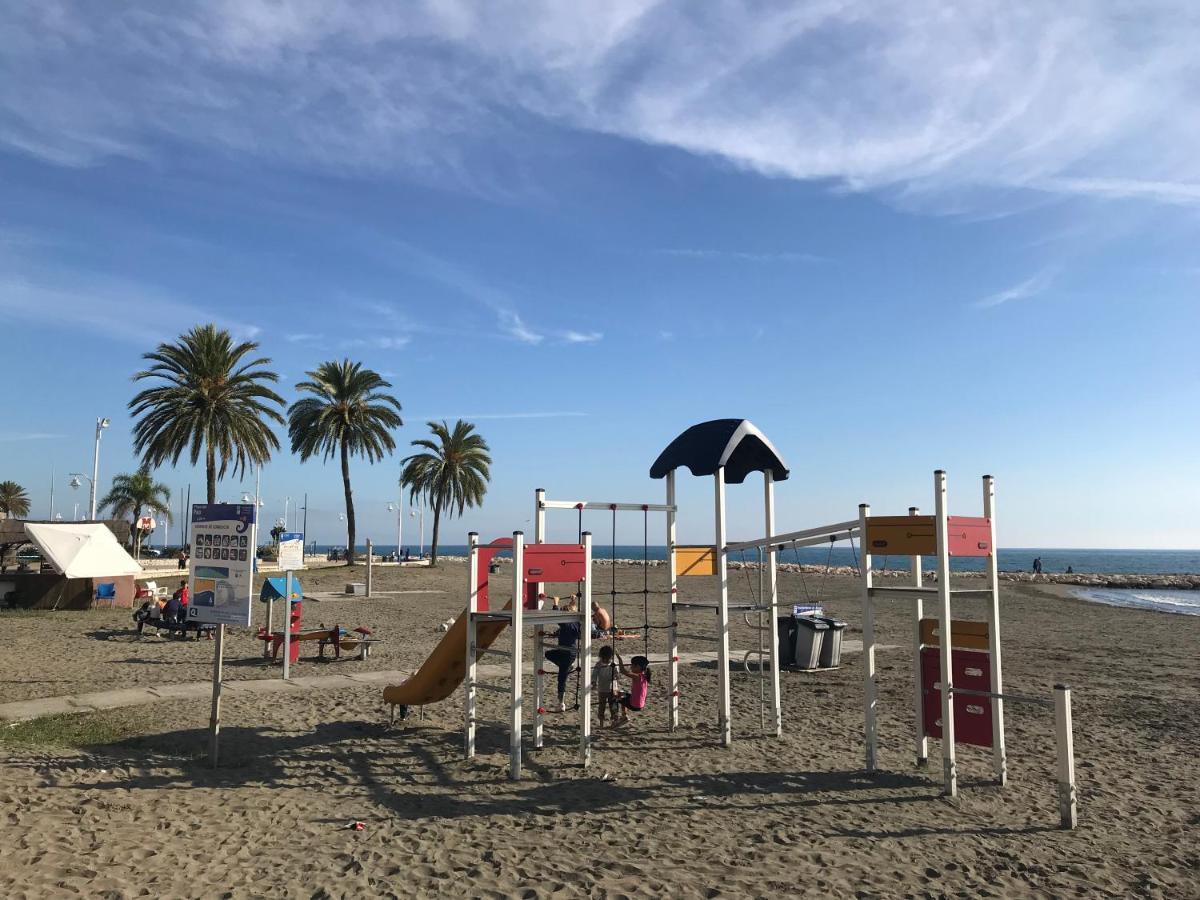 Malaga Beach House, 2 City Bikes, 2 Children'S Bikes, Wifi, Big Terrace, Bbq, Family, Childfriendly Dış mekan fotoğraf