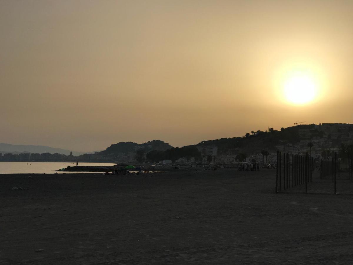 Malaga Beach House, 2 City Bikes, 2 Children'S Bikes, Wifi, Big Terrace, Bbq, Family, Childfriendly Dış mekan fotoğraf