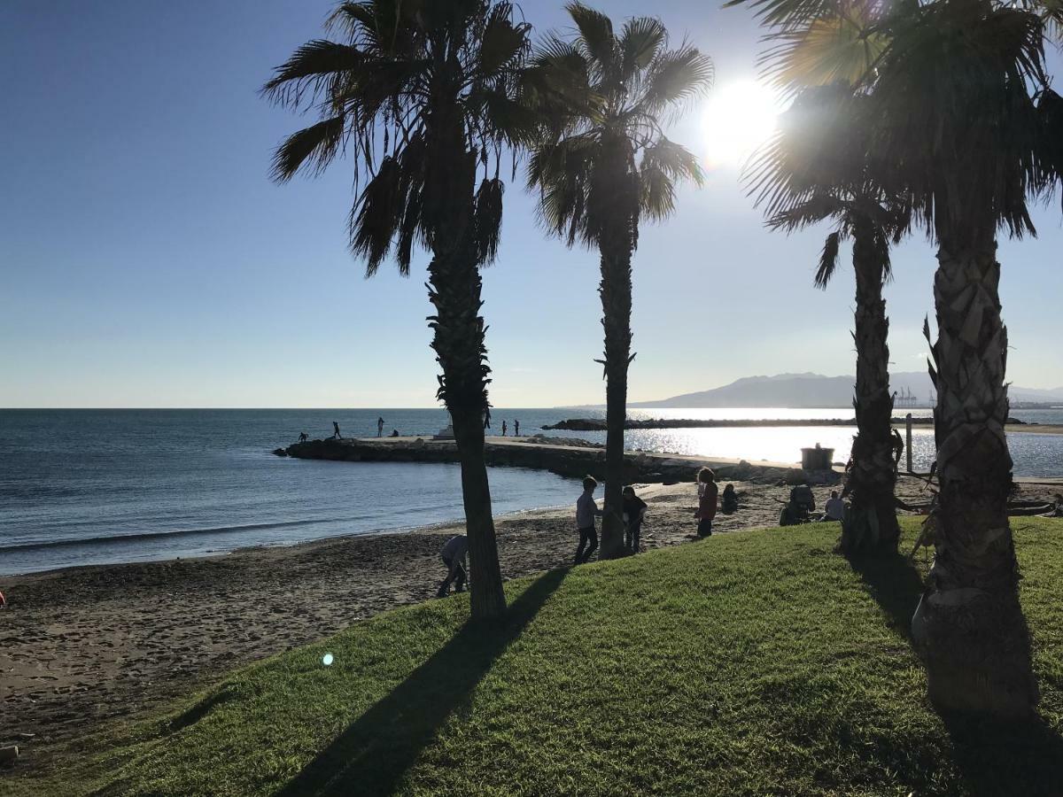 Malaga Beach House, 2 City Bikes, 2 Children'S Bikes, Wifi, Big Terrace, Bbq, Family, Childfriendly Dış mekan fotoğraf